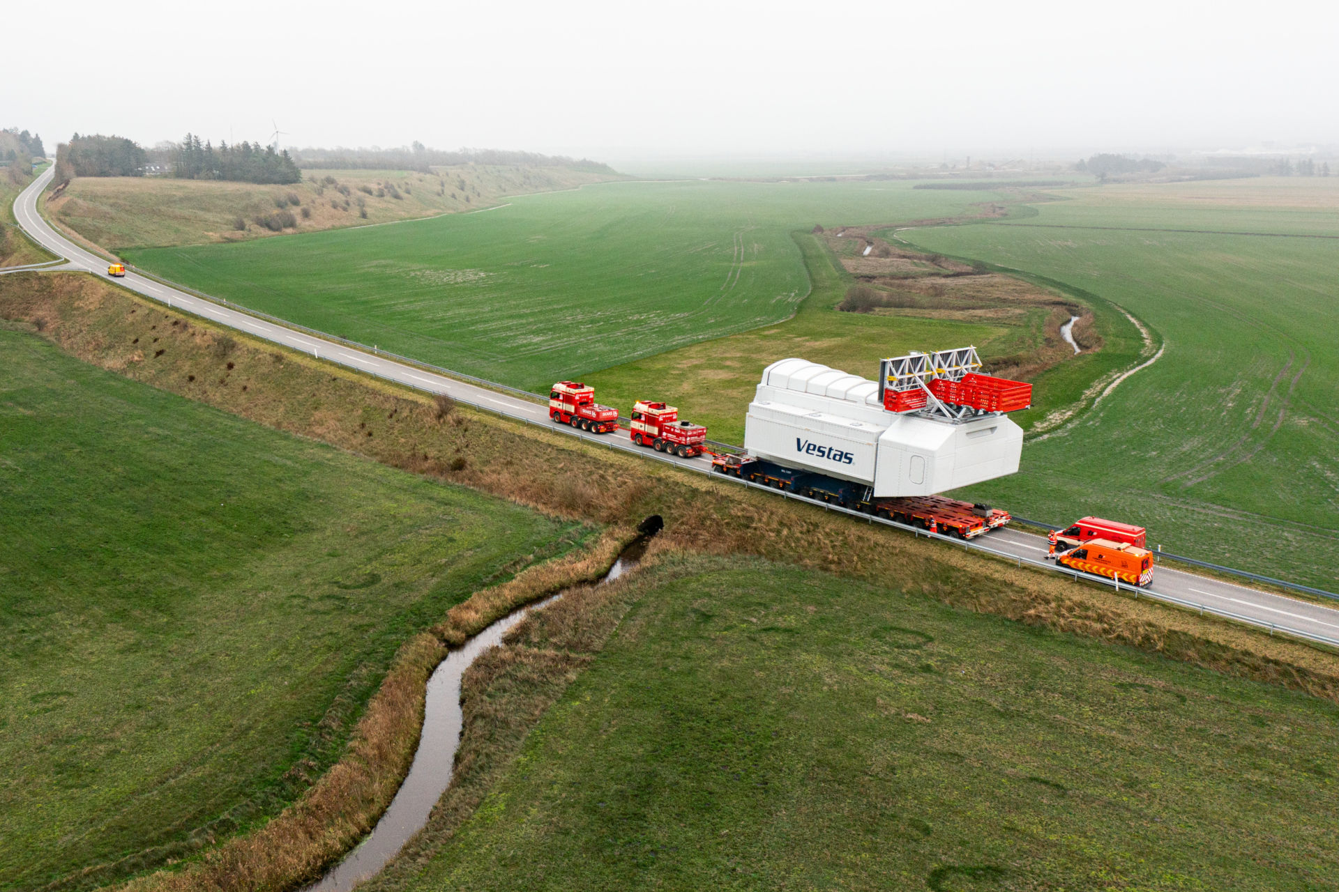 The nacelle for Vestas' 15MW turbine prototype en route to the Danish national test center in Osterild (FOTO: Vestas) - Rapidly introducing new, larger turbines hinders offshore wind’s sustainability