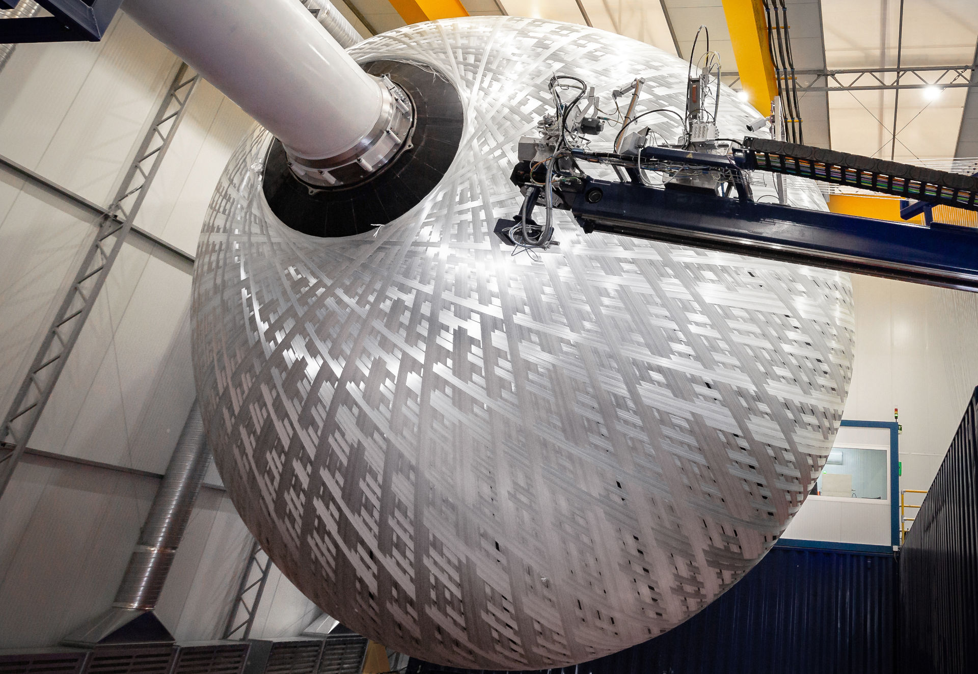 TAKING SHAPE: Composite and steel hull of the C4 wave power prototype during fabrication in CorPower's mobile factory (FOTO: CorPower)Ocean)