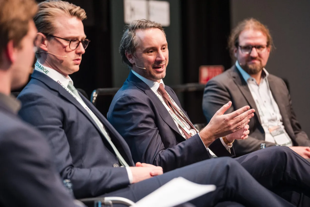 Scott Urquhart, CEO at Aegir Insights speaking at Recharge Wind Power Summit in Hamburg, Germany in November 2025 on inter-project wake effects.